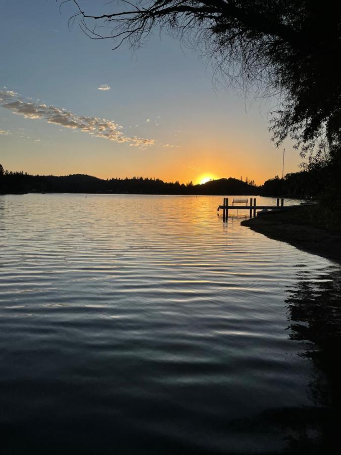 גרובלנד Yosemite Escapes - Pine Mountain Lake מראה חיצוני תמונה